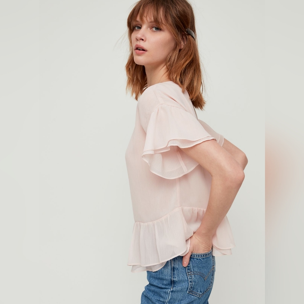 NWOT - Small - Aritzia - Little Moon - Kiara Blouse in Rose Quartz (pink)